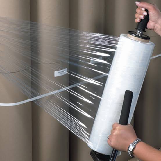 LLDPE Stretch Film For Wrapping, 300 mm / 12" inch , 3.5- 4 kg Per Roll